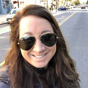 Meet your Posher, Laura